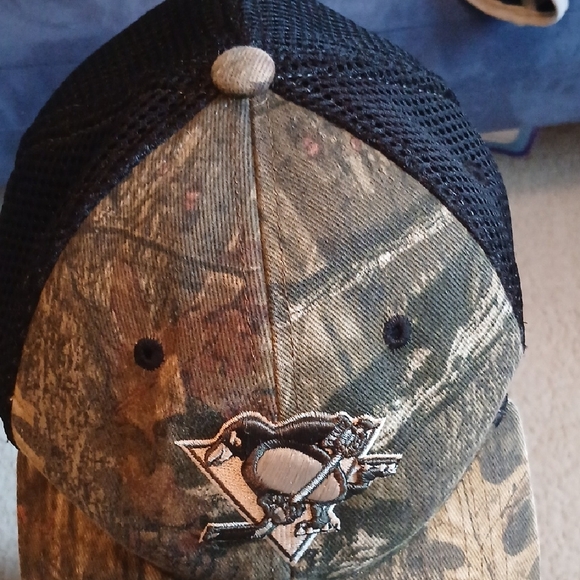 Zephyr Pittsburgh Penguins Camo & Mesh Cap - M/L - Picture 7 of 7